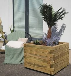 Jardipolys Pots, Cache-pots Et Jardinières D'extérieur Bac à Fleurs Carré En Bois De Pin 80x80cm -Parasols Soldes Magasin bac a fleurs carre en bois de pin 80x80cm 1
