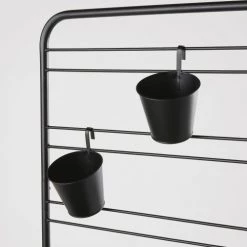 Maisons Du Monde Pots, Cache-pots Et Jardinières D'extérieur Jardinière En Métal Noir Avec 4 Pots -Parasols Soldes Magasin jardiniere en metal noir avec 4 pots 1000 4 31 200808 3