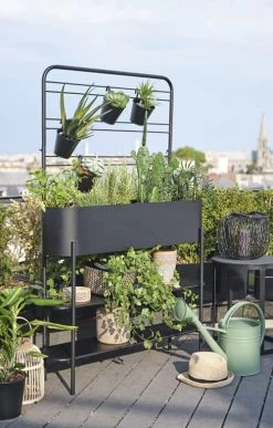 Maisons Du Monde Pots, Cache-pots Et Jardinières D'extérieur Jardinière En Métal Noir Avec 4 Pots -Parasols Soldes Magasin jardiniere en metal noir avec 4 pots 1000 4 31 200808 6