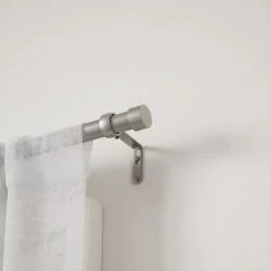 Umbra Pots, Cache-pots Et Jardinières D'extérieur Lot De 2 Pots De Fleurs Ass. à Poser En Céramique Blanc Et Doré -Parasols Soldes Magasin lot de 2 pots de fleurs ass a poser en ceramique blanc et dore 4