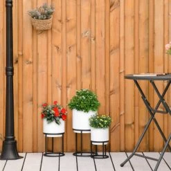 Outsunny Pots, Cache-pots Et Jardinières D'extérieur Lot De 3 Supports De Pots De Fleurs Design Métal époxy Noir Et Blanc -Parasols Soldes Magasin lot de 3 supports de pots de fleurs design metal epoxy noir et blanc 3