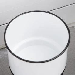 Outsunny Pots, Cache-pots Et Jardinières D'extérieur Lot De 3 Supports De Pots De Fleurs Design Métal époxy Noir Et Blanc -Parasols Soldes Magasin lot de 3 supports de pots de fleurs design metal epoxy noir et blanc 4