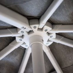 Platinum Parasols Parasol Déporté Rotatif 3x3m Double Inclinaison Manhattan (gris Clair) -Parasols Soldes Magasin parasol deporte rotatif 3x3m double inclinaison manhattan gris clair 8