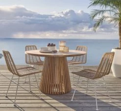 Maisons Du Monde Pots, Cache-pots Et Jardinières D'extérieur Pot De Jardin En Résine Blanche H76 -Parasols Soldes Magasin pot de jardin en resine blanche h76 1000 16 21 176731 10