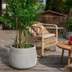 Now’s Home Pots, Cache-pots Et Jardinières D'extérieur Set De 2 Pots Ronds En Terre D'argile Taupe D39 Et D53cm -Parasols Soldes Magasin set de 2 pots ronds en terre d argile taupe d39 et d53cm 2